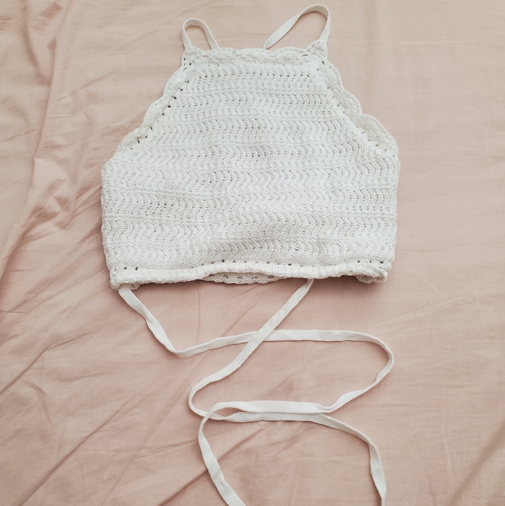 Hollister White Crochet Ribbon Tie Crop Halter Top